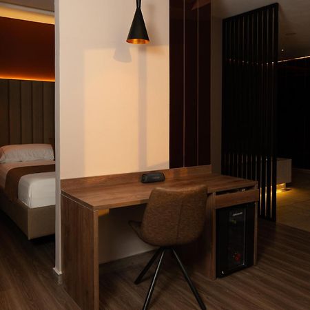 Hotel Byhours Circunvalar - Adults Only 巴兰基亚 外观 照片